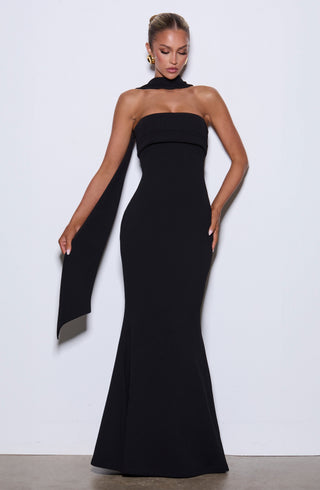 Leura Maxi Dress - Black - glavon