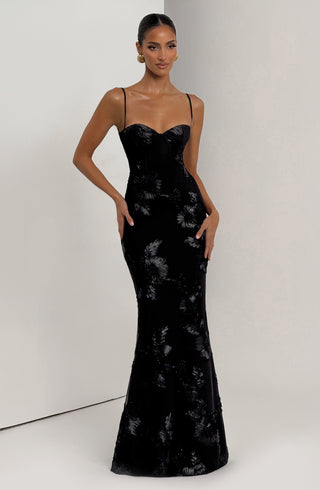 Nefertiti Maxi Dress - Black - glavon