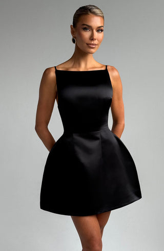 Tate Mini Dress - Black - glavon